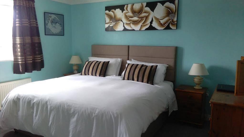 Acer Lodge Bed & Breakfast Mundford Extérieur photo