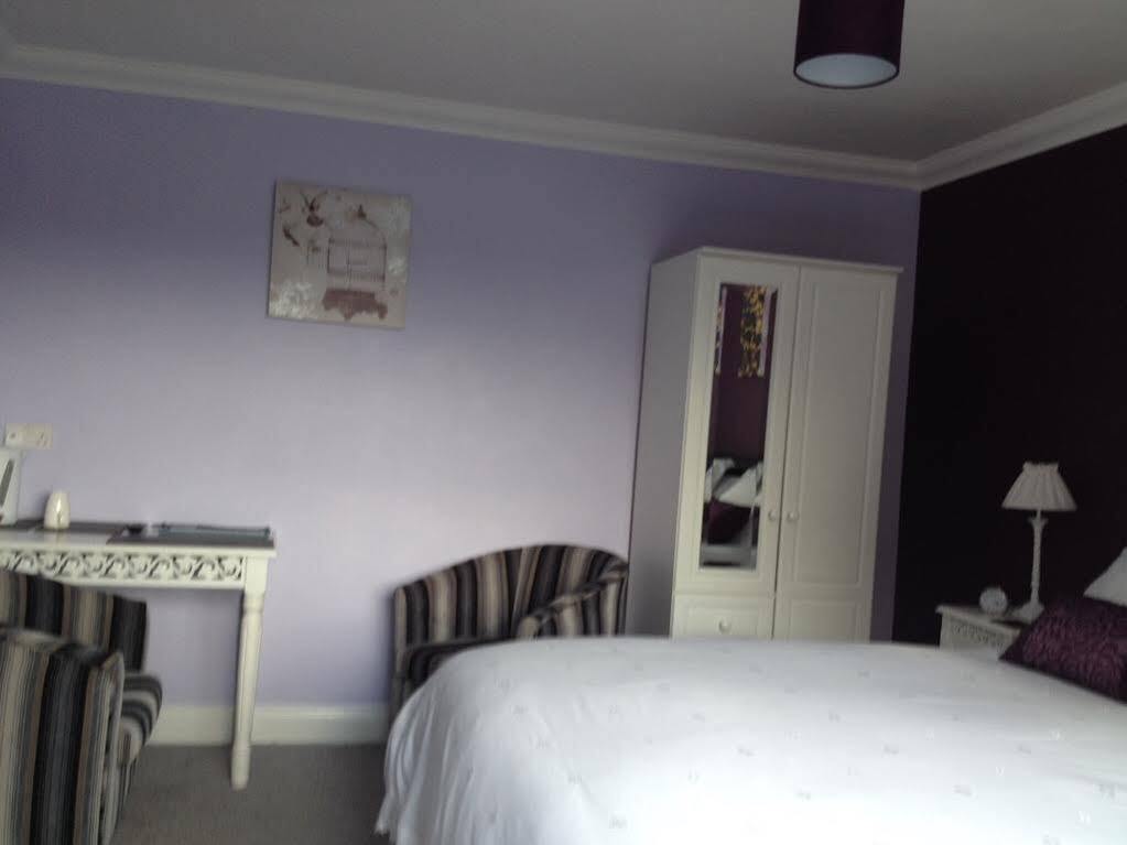 Acer Lodge Bed & Breakfast Mundford Extérieur photo